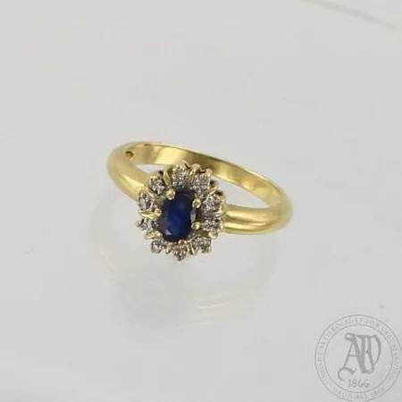 Kivisormus timanteilla 10x0.005ct, koko 18¾, 750br, paino 4,9g