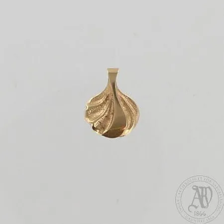 Riipus, korkeus 16mm, 585, paino 1,2g