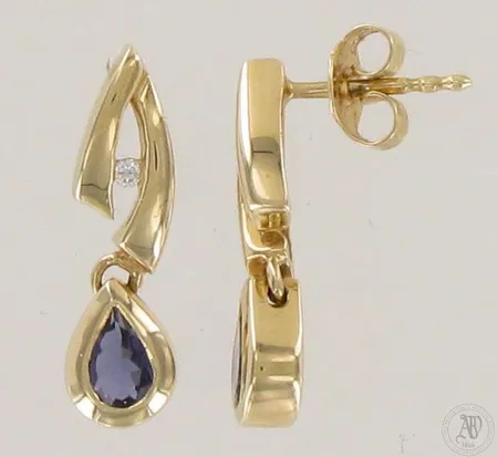Kivikorvakorut timanteilla 2xn.0.01ct, korkeus 20mm, 585br, paino 3,5g