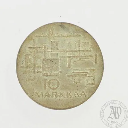 Juhlaraha Itsenäinen Suomi 50 vuotta 1967, nimellisarvo 10 markkaa, 900, paino 24,1g 