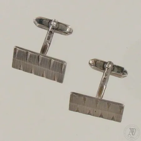 kalvosinnnapit, mitat 16x22mm, vuodelta 1966, 813, paino 13,8g