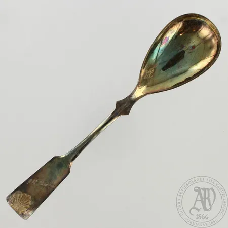 Lusikka, kaiverrettu, pituus 170mm, 813, paino 25,8g