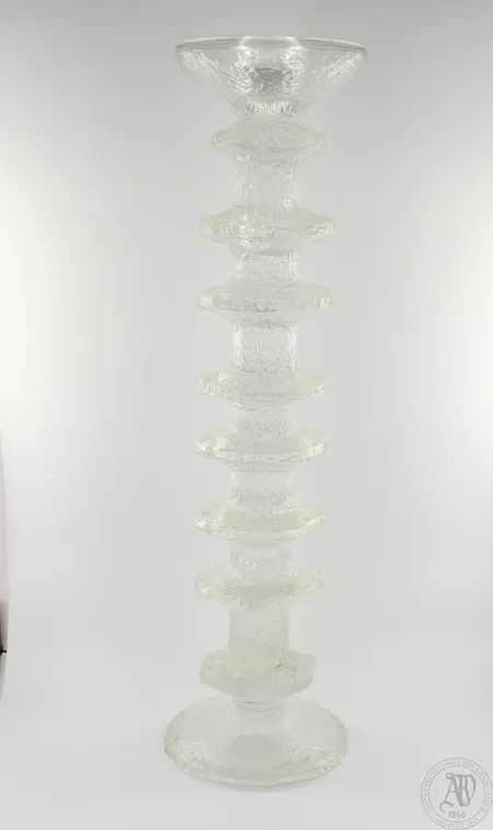 Kynttilänjalka Iittala, Festivo, korkeus 320mm. Lähetetään postipakettina.