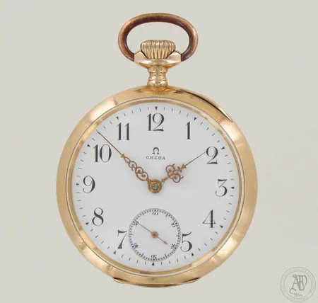 Kultataskukello Omega, kaiverettu, Ø 49mm, välikuori metallia, 585br, paino 85,7g 
