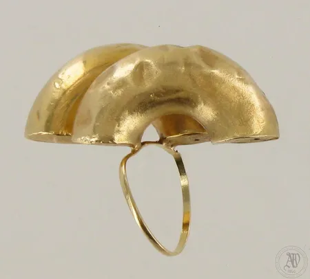 Viallinen sormus, 750, paino 6,9g