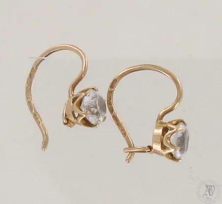 Kivikorvakorut, korkeus 14mm, 585br, paino 1,2g