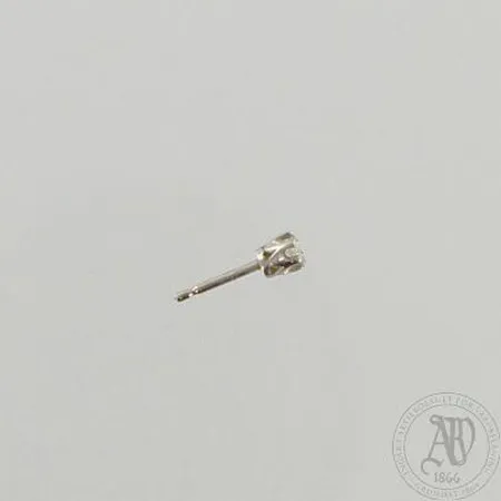 Timanttikorvakoru 1xn.0.05ct, 585 valkokulta, tausta puuttuu, paino 0,2g 