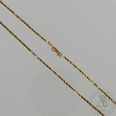 Kaulaketju, pituus 46,5cm,  lukko huollon tarpeessa, 585, paino 4,5g 