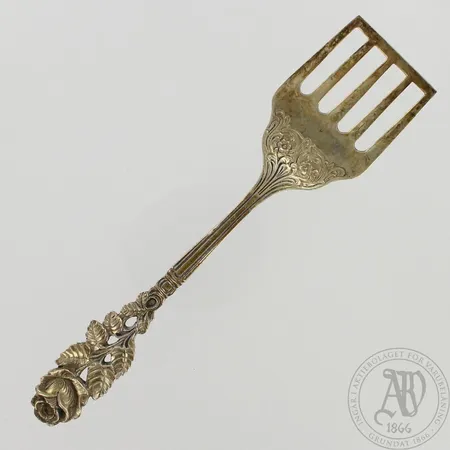 Sardiinihaarukka, pituus 140mm, 800, paino 21,6g 