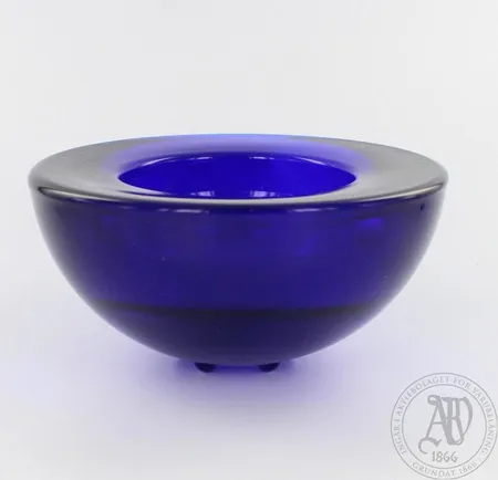 Tuikku Iittala, Ballo, korkeus 48mm, sininen. Lähetetään postipakettina.