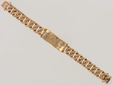 Panssariranneketju nimilaatalla, lukossa kaiverrus, pituus 210mm, onttojen lenkkien leveys 15mm, 585, paino 40,6g