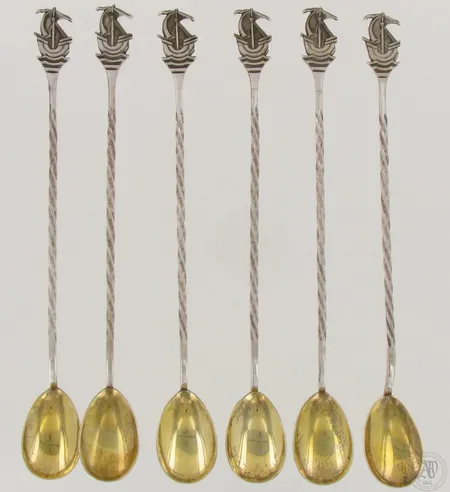 Kuusi coctail-lusikkaa, kaiverrettuja, 170mm, 813, paino 75,7g