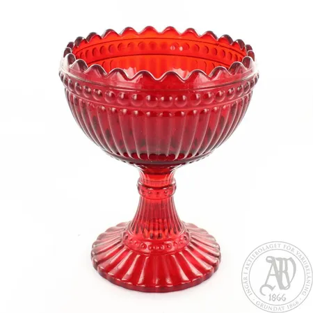 Mariskooli Iittala Marimekko, punainen, korkeus 120mm Lähetetään postipakettina.