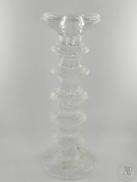 Kynttilänjalka Iittala, Festivo, korkeus 210mm.  Lähetetään postipakettina.