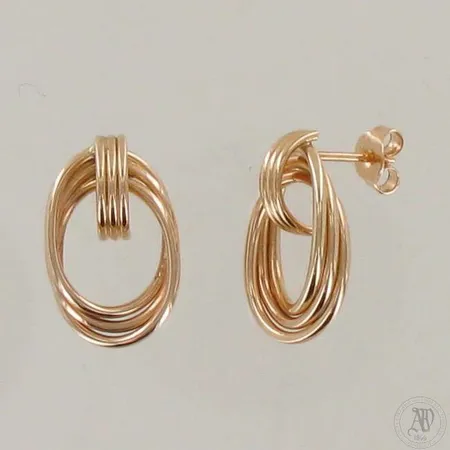 Korvakorut, korkeus 20mm, 585, paino 2,9g 