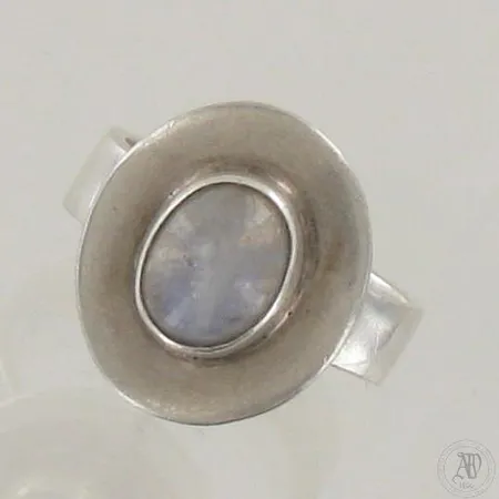Kivisormus, koko 17, 925br, paino 5,2g