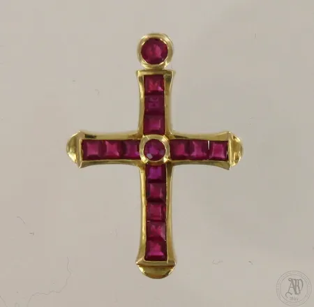 Ristiriipus kivillä, korkeus 26mm, 750br, paino 2,5g