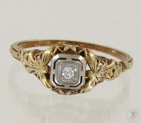 Timanttisormus 1xn.0.04ct, 585, paino 2,4g