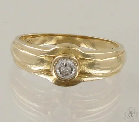 Timanttisormus 1xn.0.25ct, koko 17½, 750, paino 3,4g