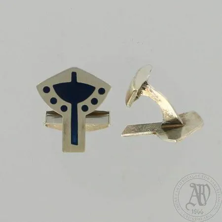 Kalvosinnapit, kaiverrettu, koko 22x19mm, 925br, paino 7,3g