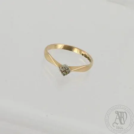 Timanttisormus 4xn.0.005ct, koko 17¼, 585, paino 1,7g