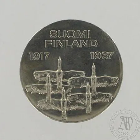 Juhlaraha Itsenäinen Suomi 50 vuotta 1967, nimellisarvo 10 markkaa, 900, paino 23,9g