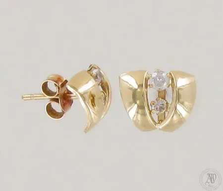 Kivikorvakorut, korkeus 8mm, 585br, paino 0,8g