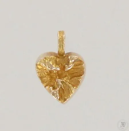 Riipus Lapponia, korkeus 15mm, vuodelta 2011, 585, paino 1,9g