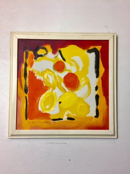 Öljyvärimaalaus, koko 52X52 cm, signeeraus Anita Snellman -76 (Anita Snellman 16.10.1976), Bukowskin arviopaperi. Hintaan lisätään Tekijänoikeuslain mukainen jälleenmyyntikorvaus 5%, johon lisäämme voimassa olevan alv:n (10%) mikäli viimeinen huutohinta ylittää 255€. Ota yhteys panttilainaamoon kuljetusmaksusta sopimiseksi.