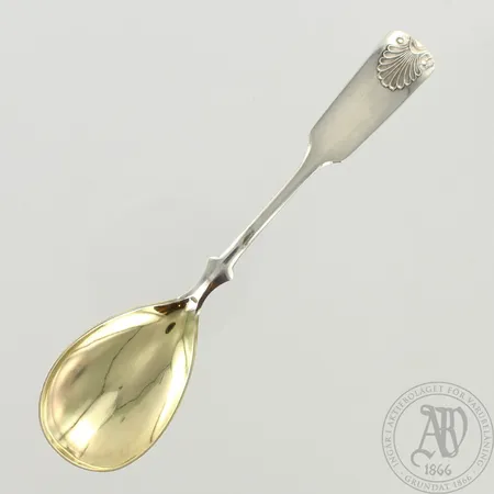 Hillolusikka, Musla, kaiverrettu, pituus 130mm, 813, paino 14,0g .