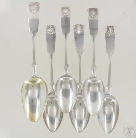 Viisi ruokalusikkaa 203mm, yleislusikka 228mm, Musla, 813, paino 250,2g