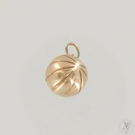Viallinen riipus, 585, paino 0,8g