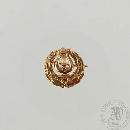 Lyyra, Ø15mm, 585, paino 1,4g 
