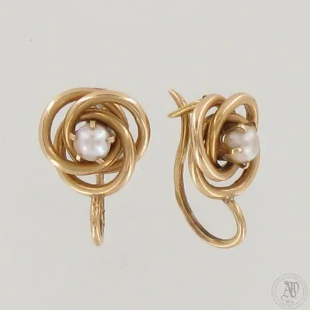 Helmikorvakorut, korkeus 17mm, 585br, paino 2,0g