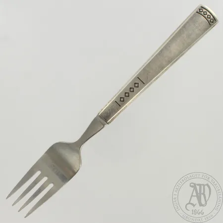Haarukka, takana yrityslogo, pituus 180mm, 813br, paino 58,7g