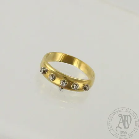 Timanttisormus 5xn.0.005ct, koko 16, 750, paino 2,9g