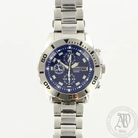 Teräsrannekello Seiko chronograph 100m, quartz, ref.nro. 7T92-ONSO, Ø 45mm, rannekkeen pituus 180mm, laatikko, kunto hyvä