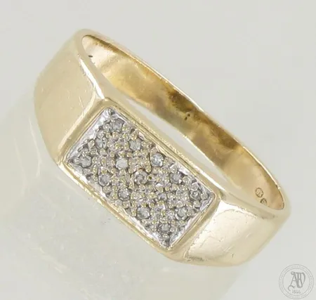 Viallinen timanttisormus 15xn.0.005ct, koko 18½, 585, paino 4,3g