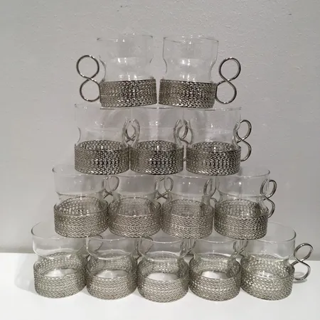 14 Glögilasia, Iittala Timo Sarpaneva Tsaikka.  Ota yhteys panttilainaamoon kuljetusmaksusta sopimiseksi.
