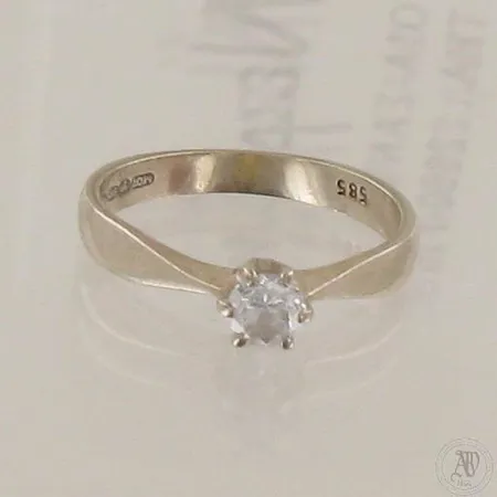 Timanttisormus 1xn.0.25ct, koko 15¾, 585 valkokultaa, paino  2,0g
