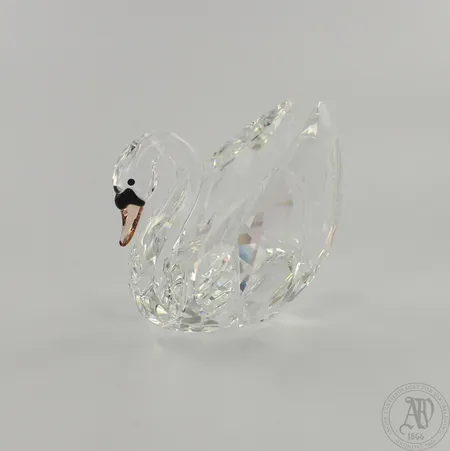 Kristallikoriste, Swarovski Joutsen, korkeus 55mm, alkuperäispakkauksessa.  Lähetetään postipakettina.