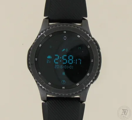 Älykello Samsung Gear S3 Frontier, sisäänrakennettu GPS, kaiutin ja mikrofoni, 4 gigatavun tallennustila, mahdollistaen puheluihin vastaamisen sekä musiikin tallentamisen suoraan älykelloon, laturi, kotelo