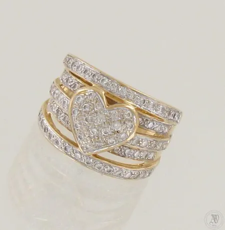 Timanttisormus 79xn.0.01ct, koko 16¼, 750, paino 7,7g