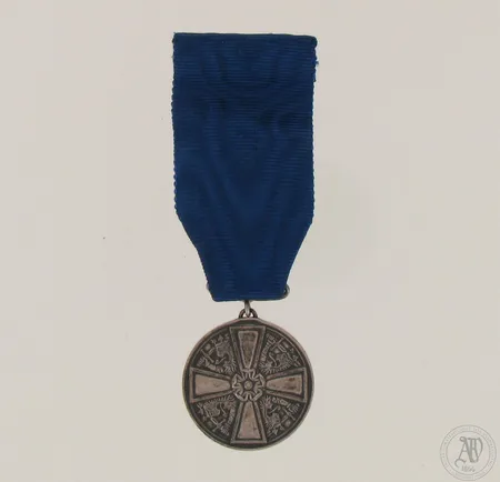 Kunniamerkki, Isänmaan hyväksi, 813br, vuodelta 1976, paino 18,2 g