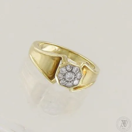 Timanttisormus 1xn.0.07ct 8xn.0.03ct, koko 17¼, 750, paino 6,8g