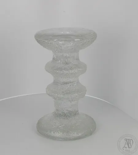 Kynttilänjalka Iittala, Festivo, korkeus 125mm.  Lähetetään postipakettina.