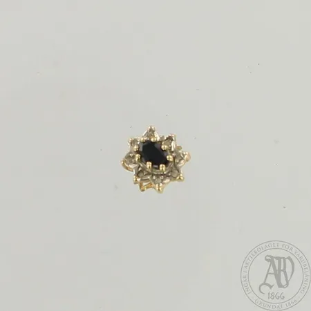 Viallinen kivikoru, 585br, paino 0,8g 