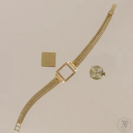 Viallinen kultarannekello, 585br, paino 23,7g