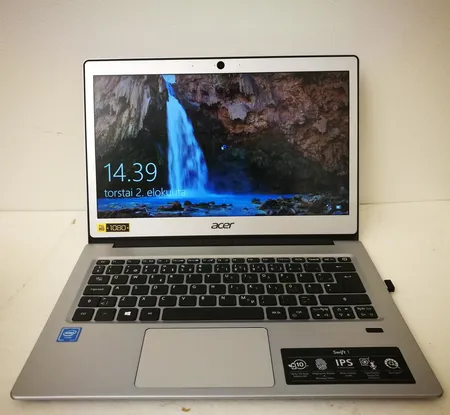 Kannettava tietokone Acer Swift 1 13,3", laukku, hiiri, laturi,  Win 10, ostokuitti 14.4.2018 Lähetetään postipakettina.