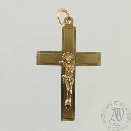 Viallinen ristiriipus, korkeus 42mm, 585, paino 2,0g